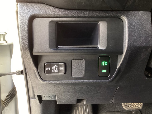 Used Car 2017 Toyota Tacoma  Sr For Sale Under $30,000 In San Antonio, Texas