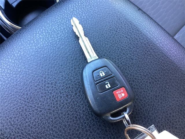 Used Car 2017 Toyota Tacoma  Sr For Sale Under $30,000 In San Antonio, Texas