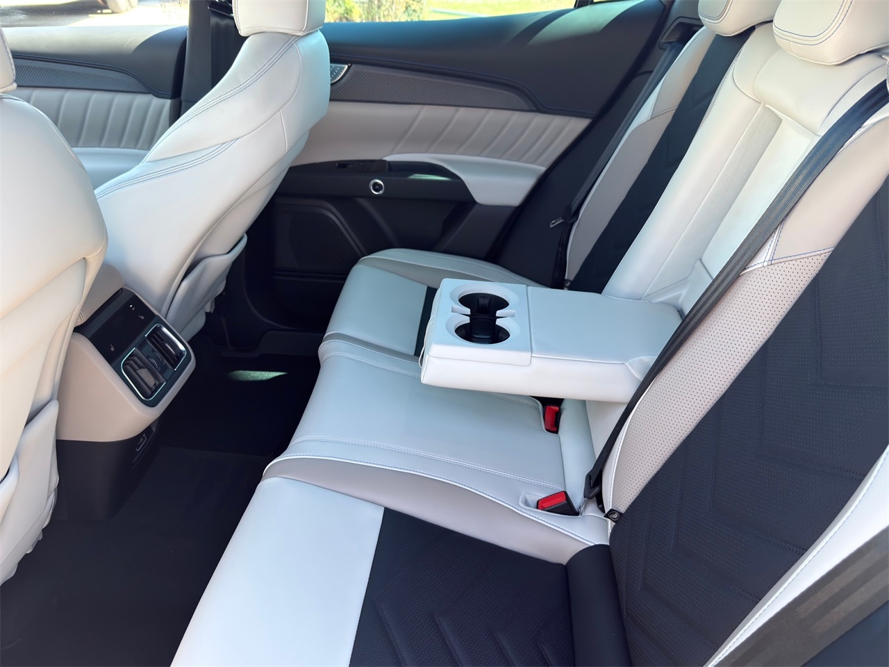 Used Car 2024 Maserati Grecale  Trofeo For Sale Under $90,000 In Austin, Texas