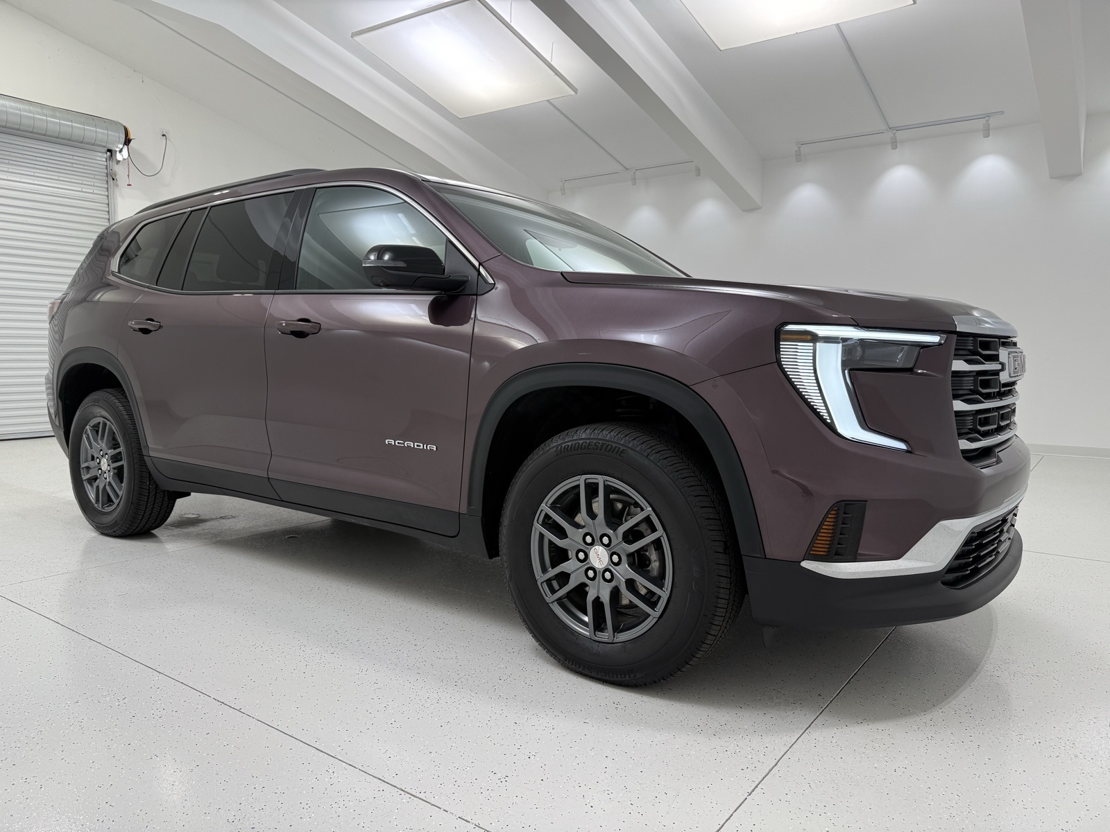 2025 GMC Acadia Elevation FWD