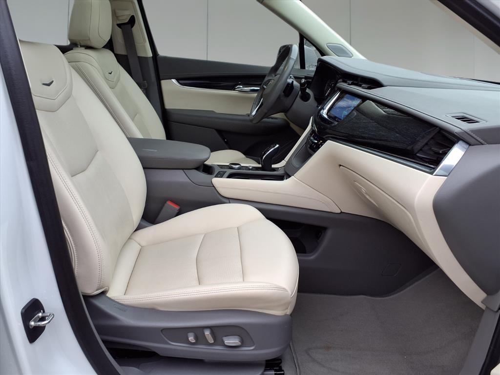 2023 Cadillac XT6 Premium Luxury White at Bayway Cadillac of The Woodlands