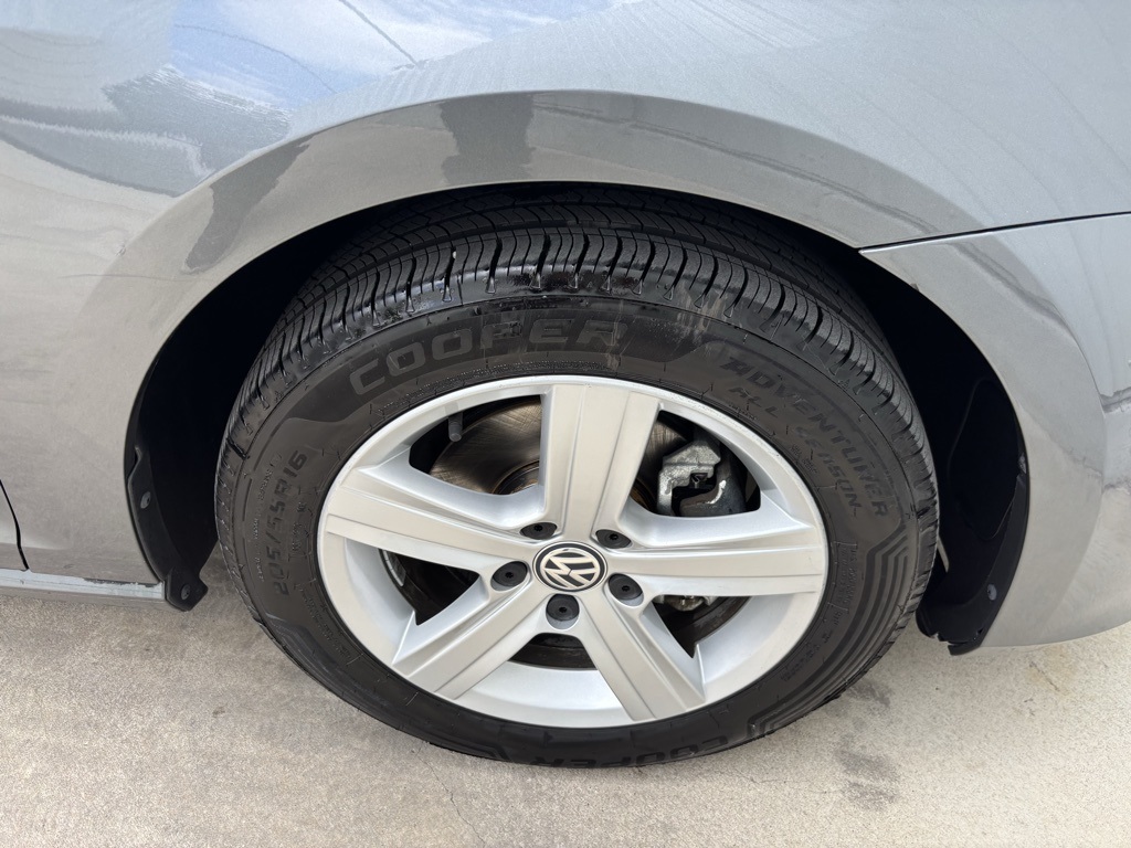 Used Car 2017 Volkswagen Golf  For Sale In Austin, Texas