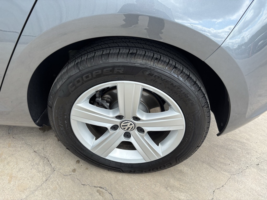Used Car 2017 Volkswagen Golf  For Sale In Austin, Texas