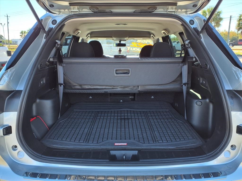 2022 Mitsubishi Outlander ES Silver at Emmons Autoplex