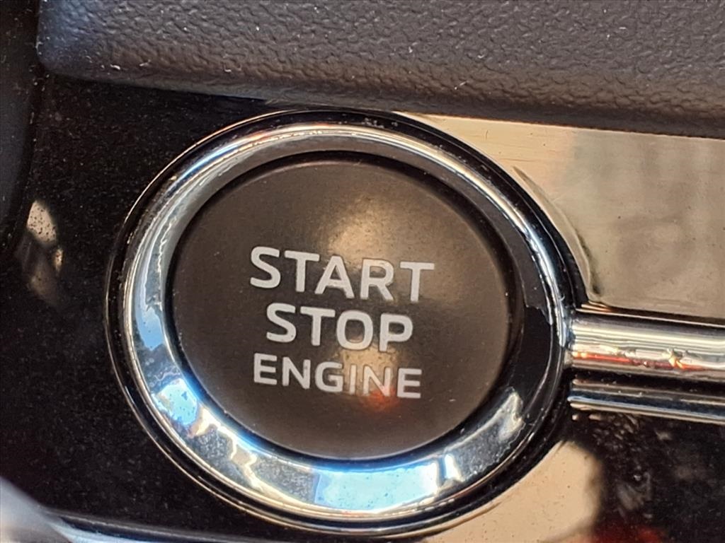 2022 Mitsubishi Outlander ES Silver at Emmons Autoplex