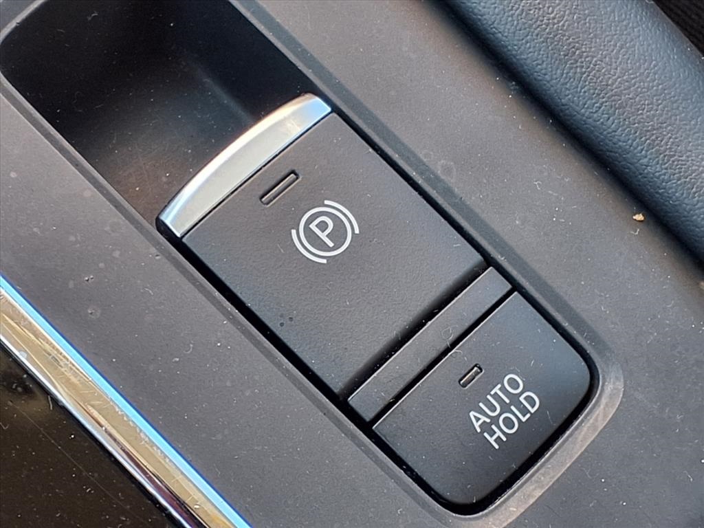 2022 Mitsubishi Outlander ES Silver at Emmons Autoplex