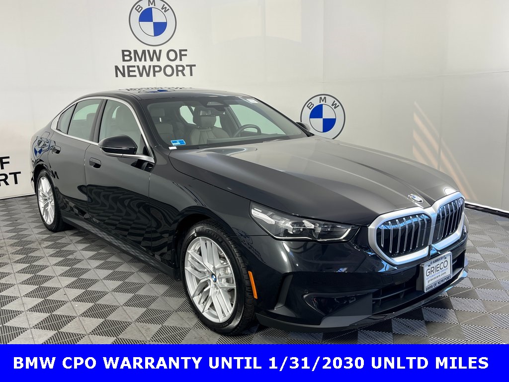 2025 BMW 5 Series 530i's photo