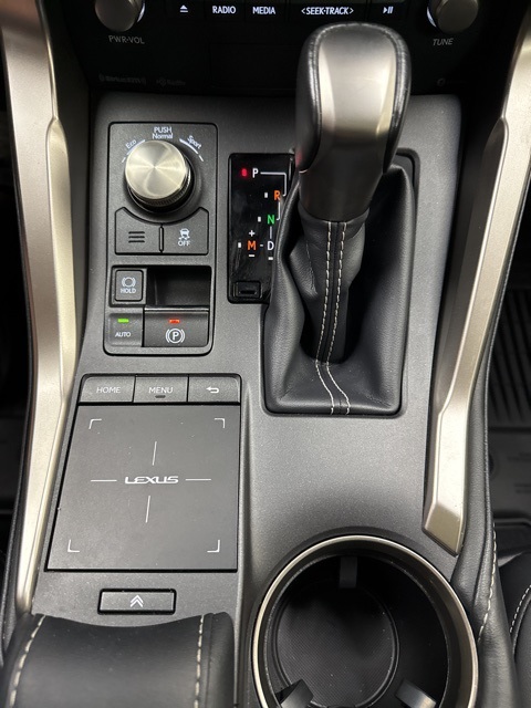 2020 Lexus NX 300 photo 16