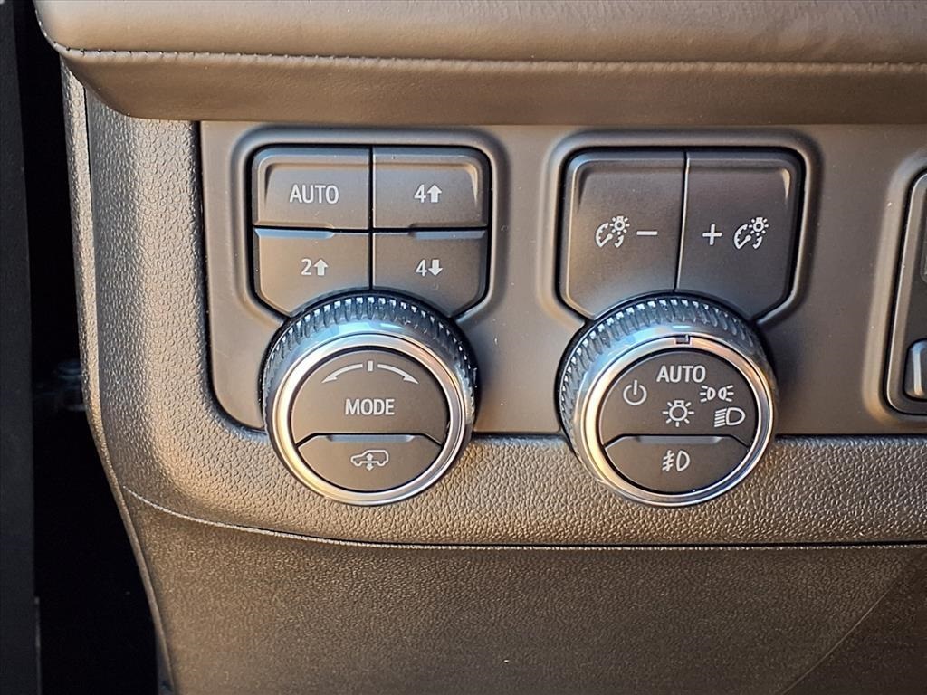 2023 GMC Yukon XL Denali Ultimate Black at Central Houston Nissan