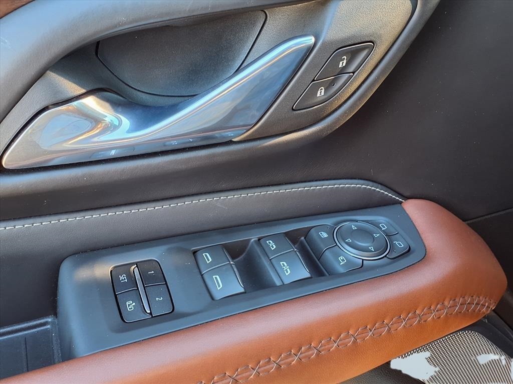 2023 GMC Yukon XL Denali Ultimate Black at Central Houston Nissan