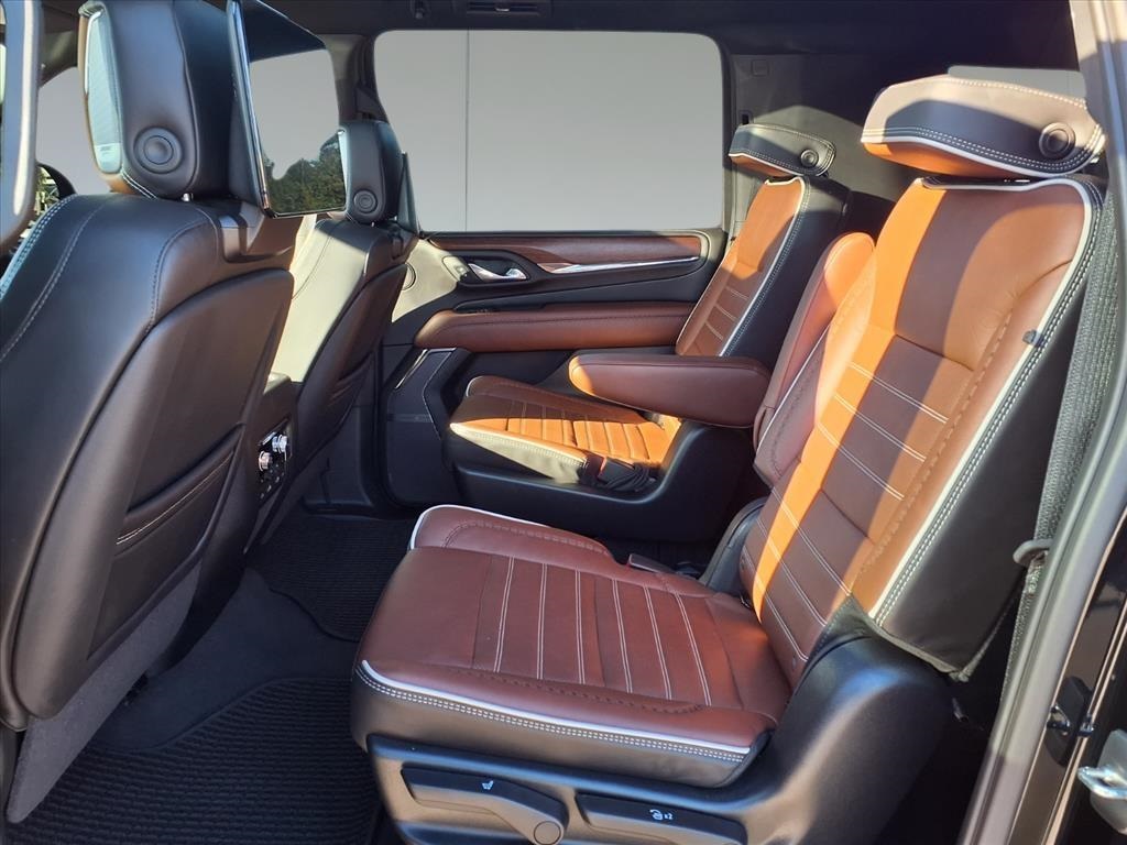 2023 GMC Yukon XL Denali Ultimate Black at Central Houston Nissan