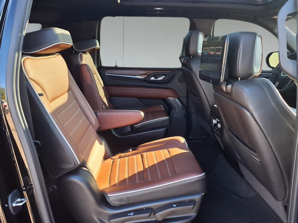 2023 GMC Yukon XL Denali Ultimate Black at Central Houston Nissan