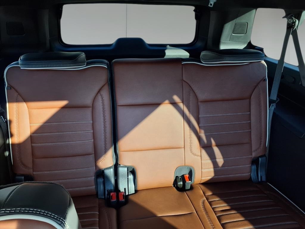 2023 GMC Yukon XL Denali Ultimate Black at Central Houston Nissan