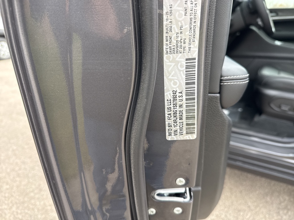 2025 Jeep Grand Cherokee L