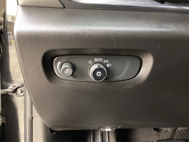 Used Car 2020 Chevrolet Traverse  Ls For Sale Under $20,000 In San Antonio, Texas