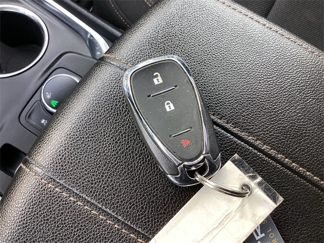 Used Car 2020 Chevrolet Traverse  Ls For Sale Under $20,000 In San Antonio, Texas