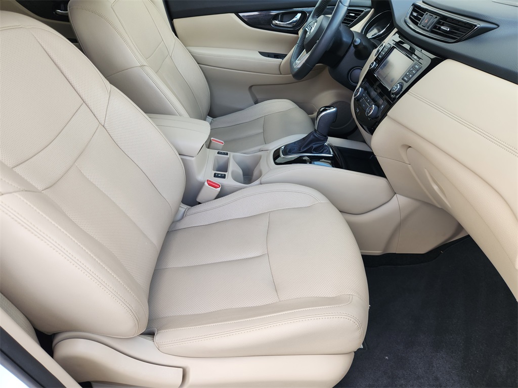 2017 Nissan Rogue SL White at Bayshore Chrysler Jeep Dodge Ram