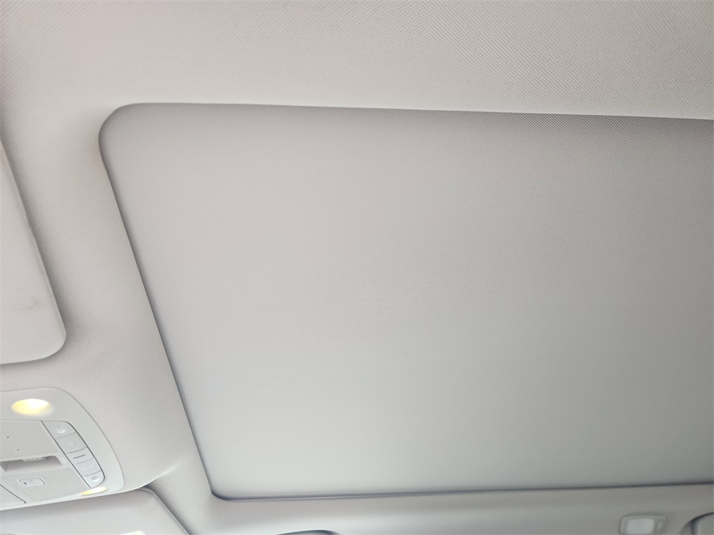 2017 Nissan Rogue SL White at Bayshore Chrysler Jeep Dodge Ram