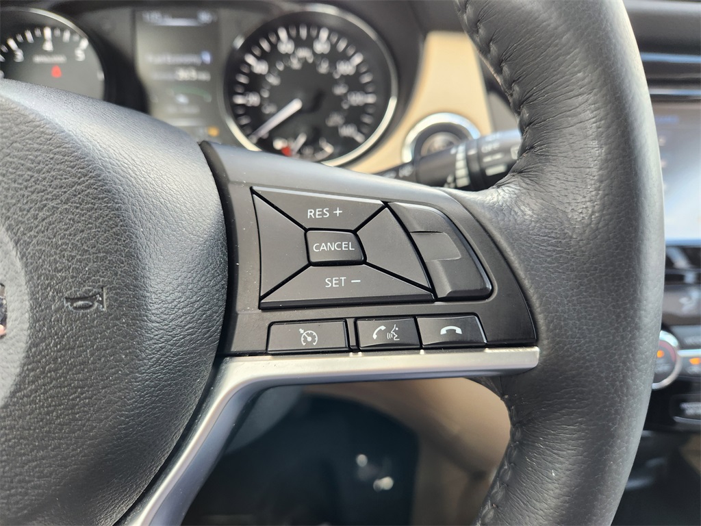 2017 Nissan Rogue SL White at Bayshore Chrysler Jeep Dodge Ram