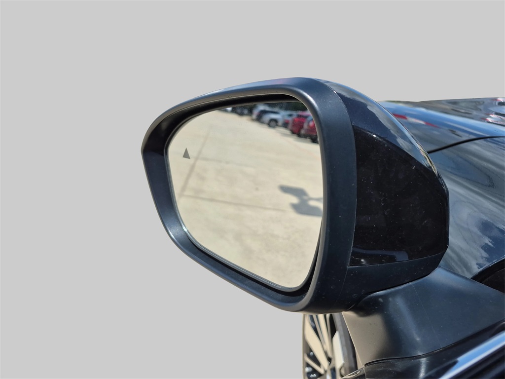 2025 Mitsubishi Outlander SEL - 11