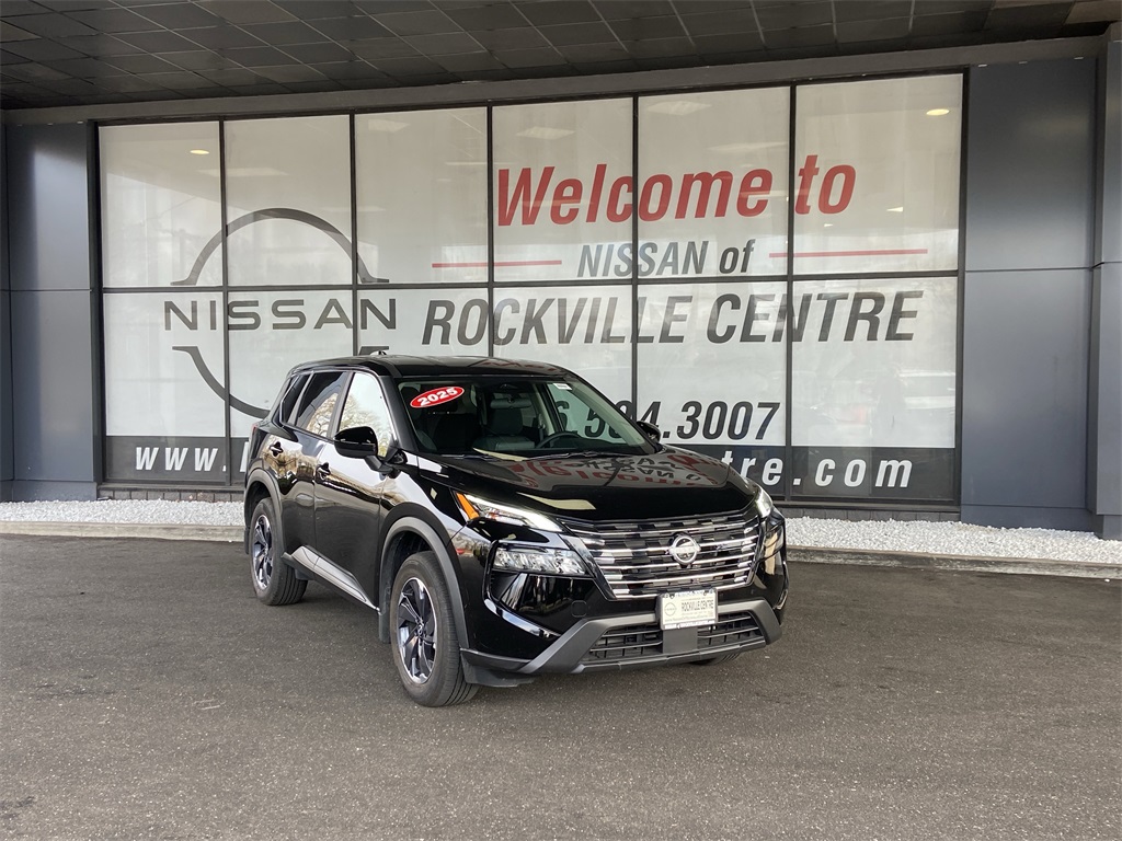 2025 Nissan Rogue SV FWD