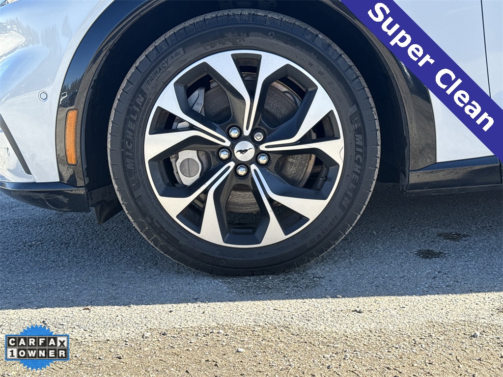 2021 Ford Mustang Mach-E Premium - 8