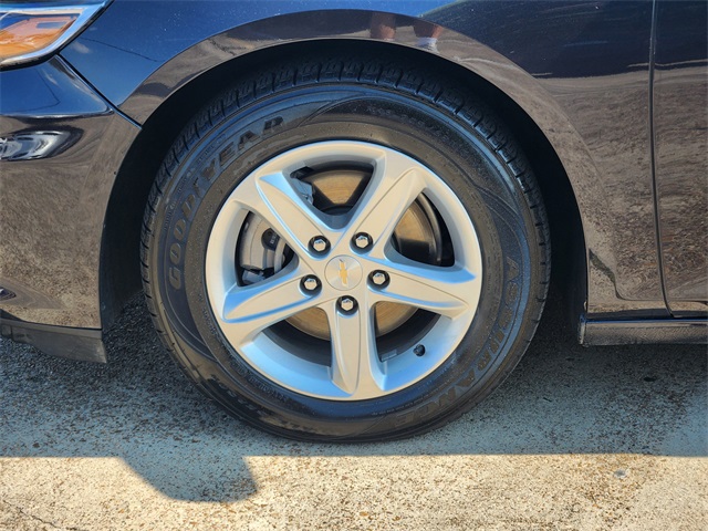 2023 Chevrolet Malibu LT Gray at Durrett Motor Company