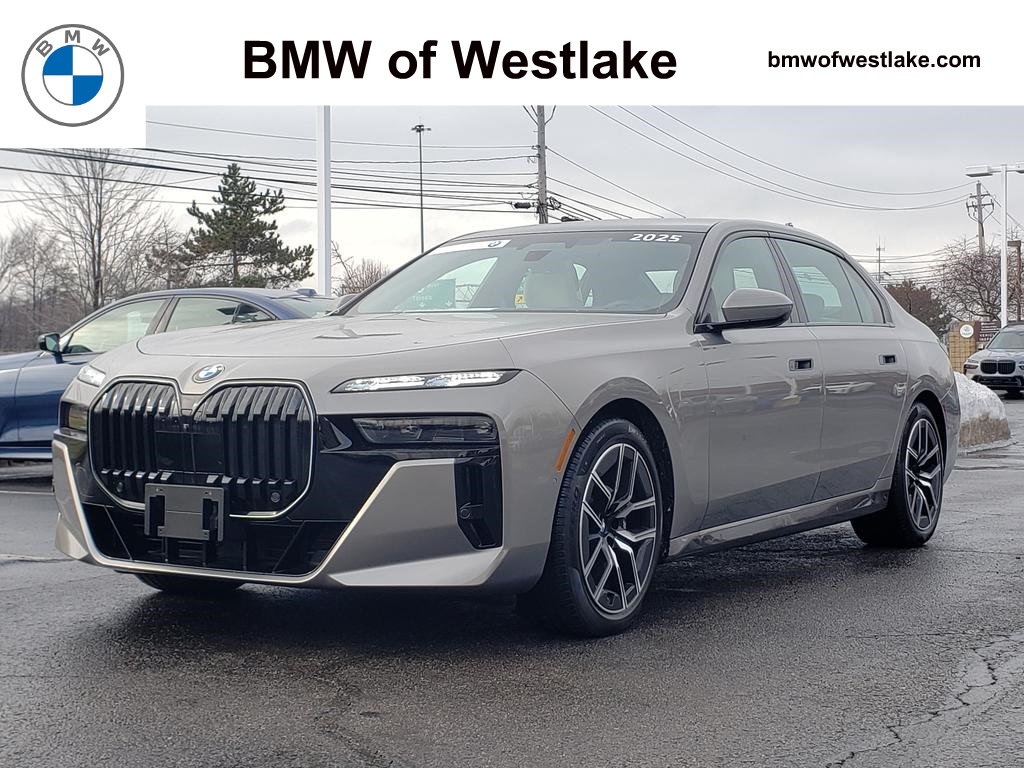 2025 BMW 7 Series 760i xDrive