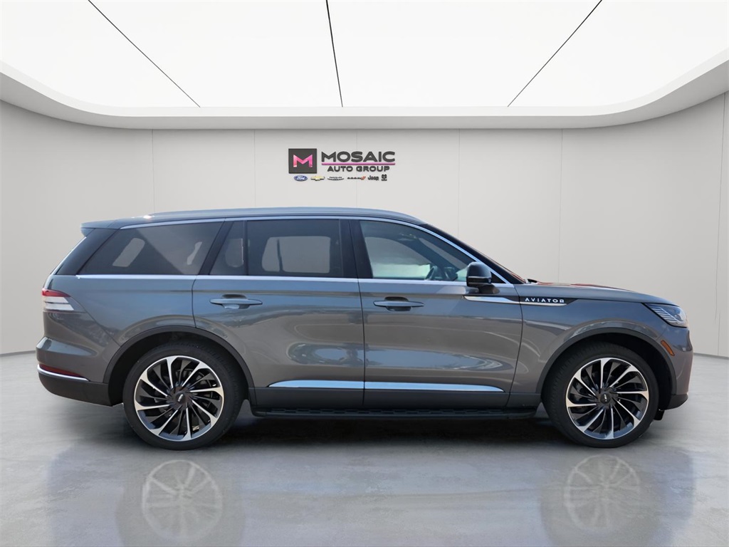 2025 Lincoln Aviator