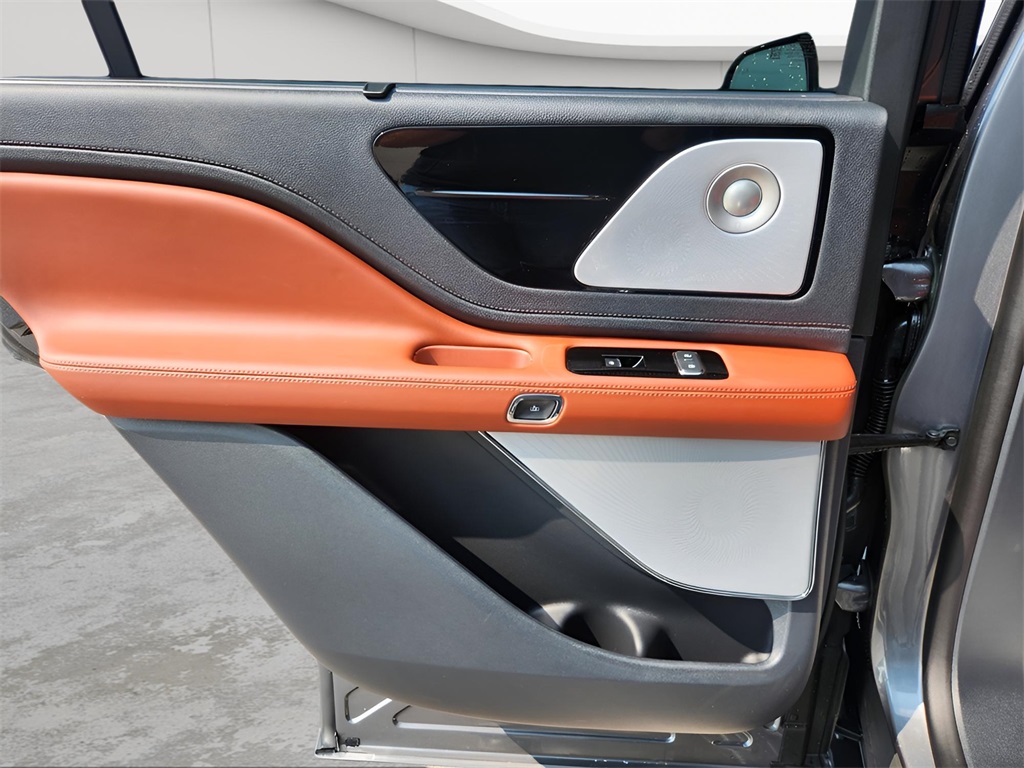 2025 Lincoln Aviator