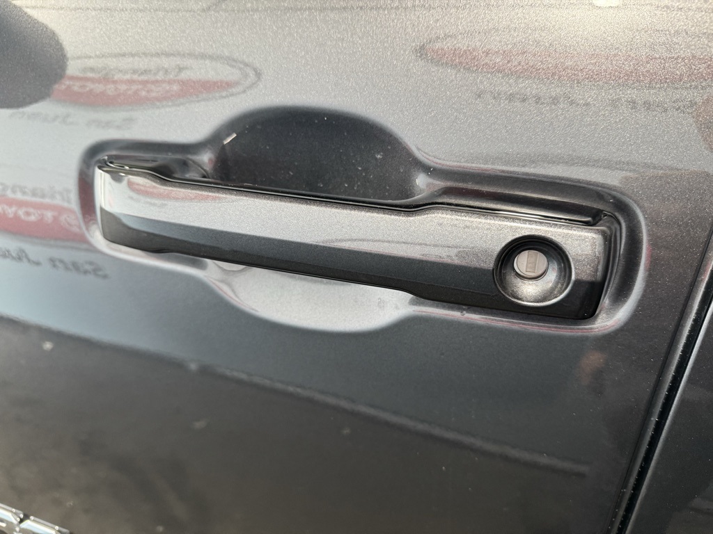 Thumbnail: 2026 Toyota Tundra - 14