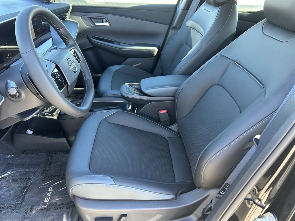 New Black Diamond Pearl 2026 Nissan Leaf SV+ for Sale in Tustin