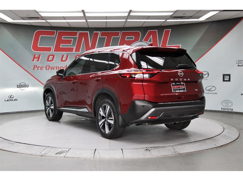 2023 Nissan Rogue SL - 3