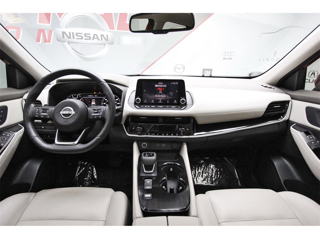 2023 Nissan Rogue SL - 6