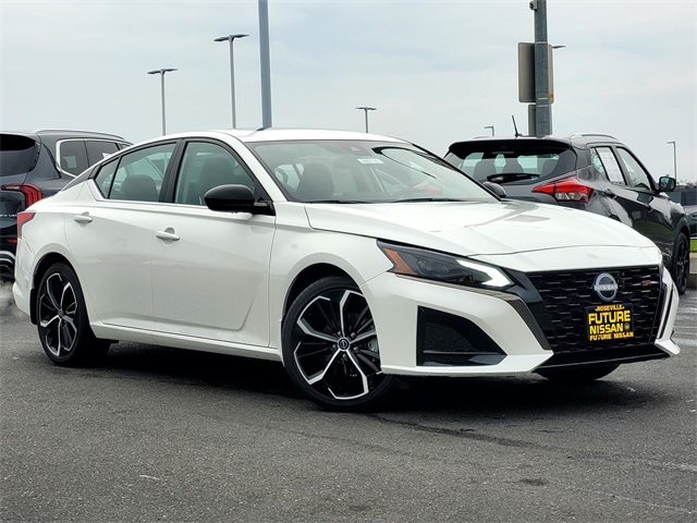 2025 Nissan Altima 2.5 SR FWD