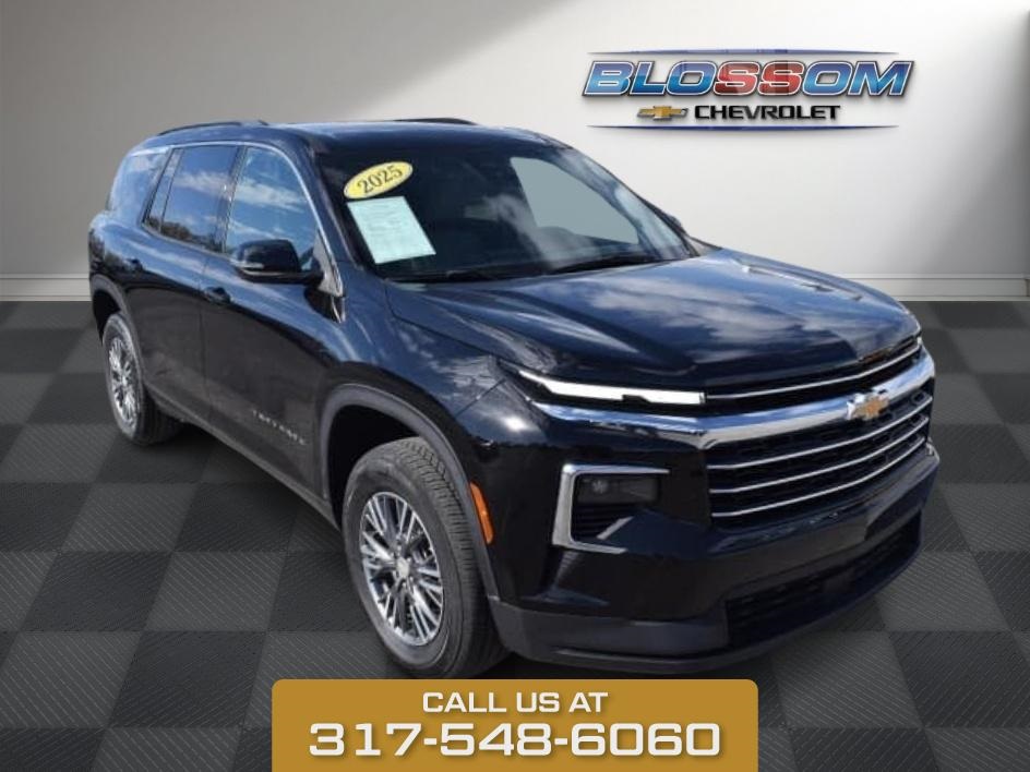 2025 Chevrolet Traverse LT FWD