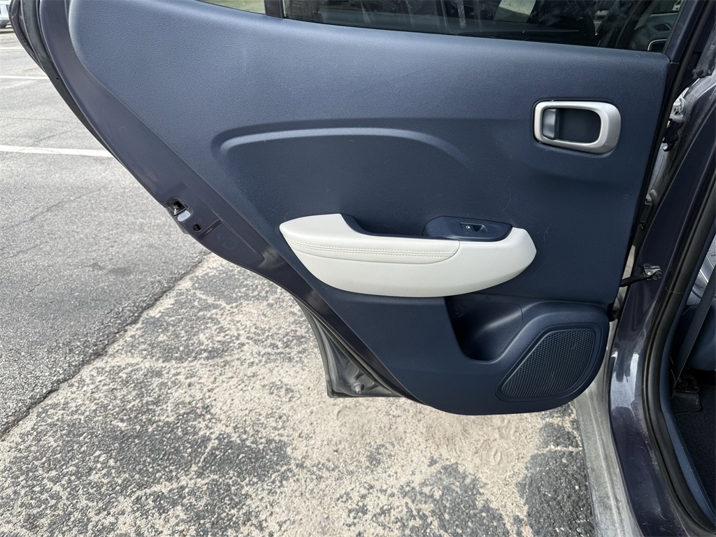 2022 Hyundai Venue Limited Blue at Baytown Hyundai