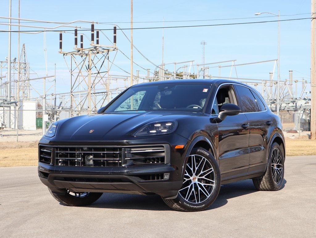 2025 Porsche Cayenne AWD
