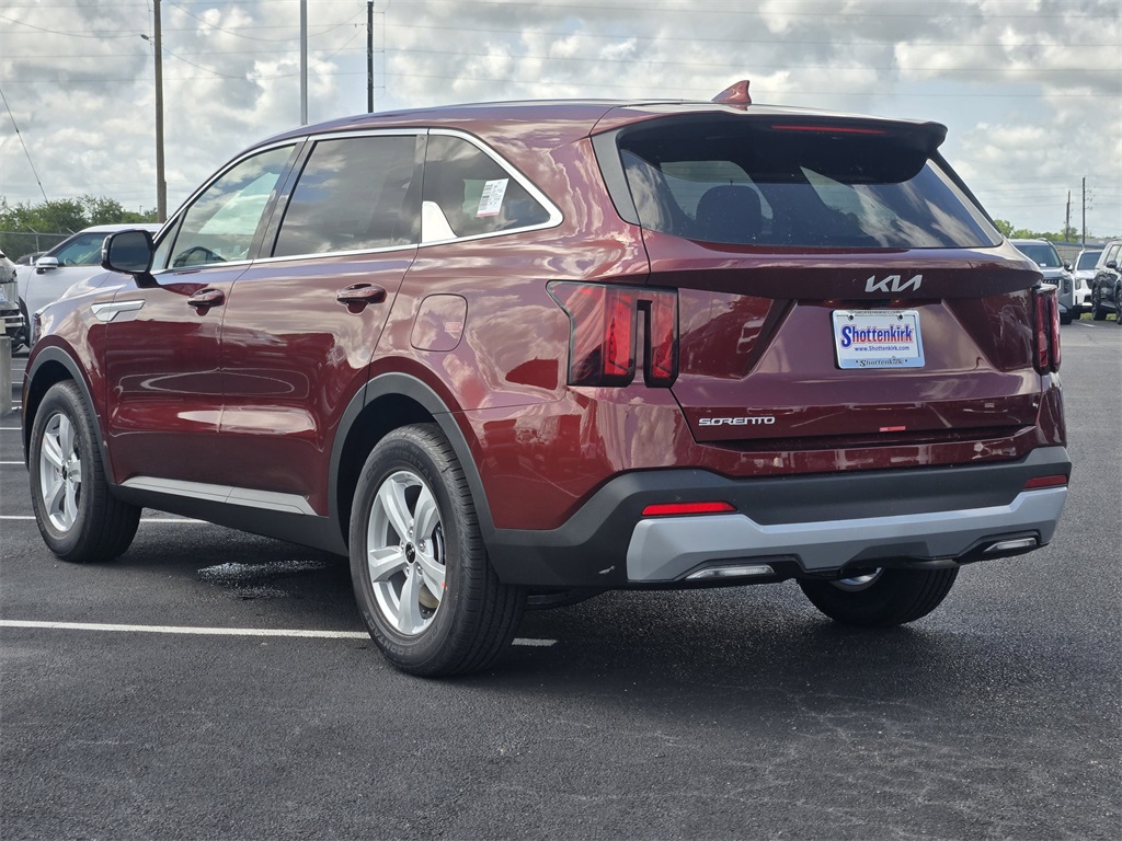 2025 Kia Sorento LX - 2