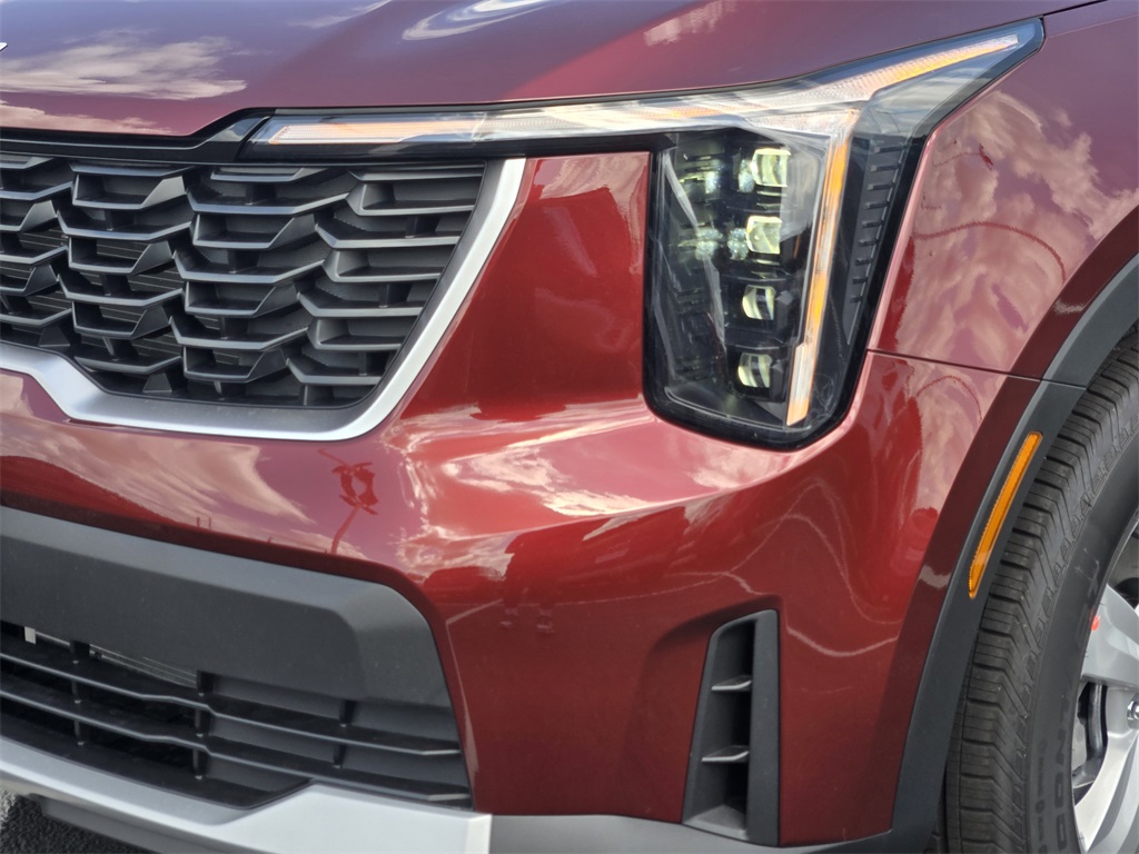 2025 Kia Sorento LX - 5