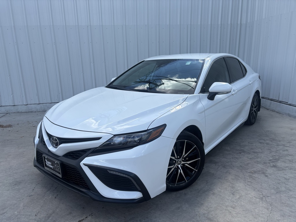 Used Car 2022 Toyota Camry  For Sale Under $25,000 In Austin, Texas