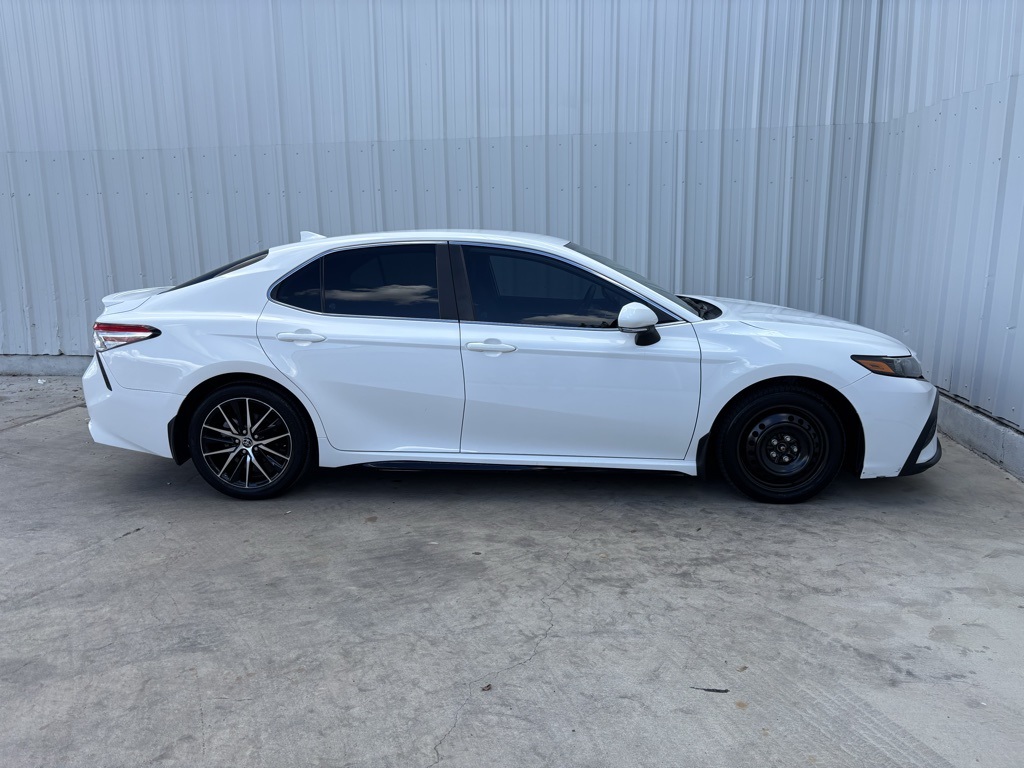 Used Car 2022 Toyota Camry  For Sale Under $25,000 In Austin, Texas