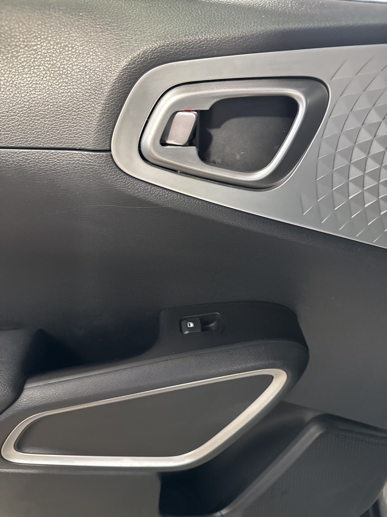 Thumbnail: 2024 Kia Soul - 23