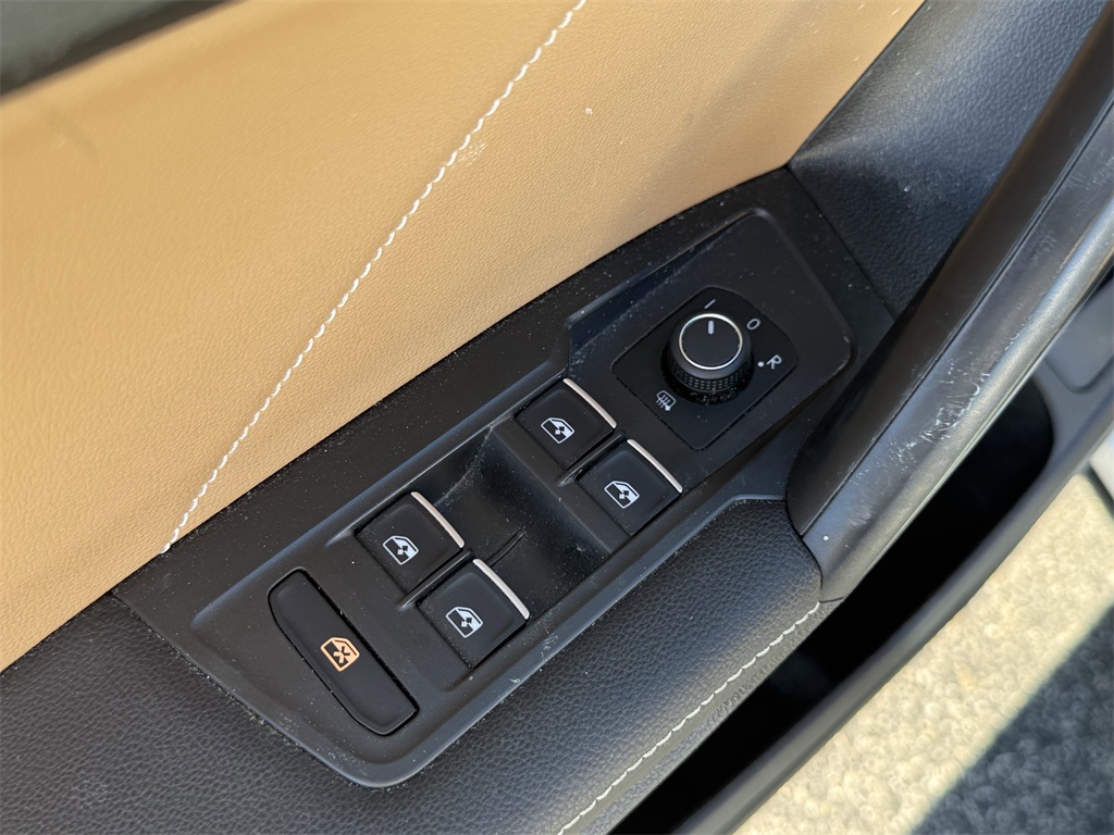 2022 Volkswagen Tiguan 2.0T SE White at Wharton Ford