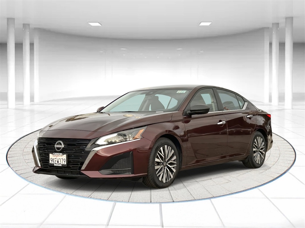 2024 Nissan Altima SV