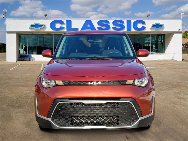 2024 Kia Soul LX Orange at Community Kia