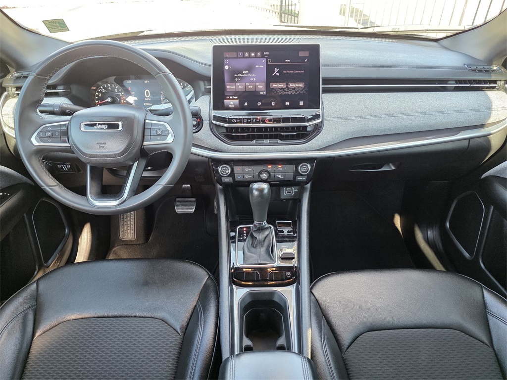 2024 Jeep Compass Latitude - 9