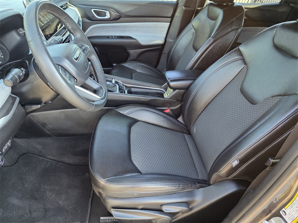 2024 Jeep Compass Latitude - 10