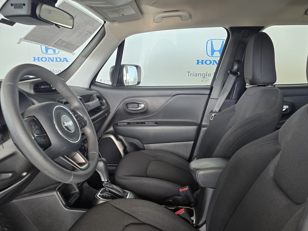 Thumbnail: 2022 Jeep Renegade - 7