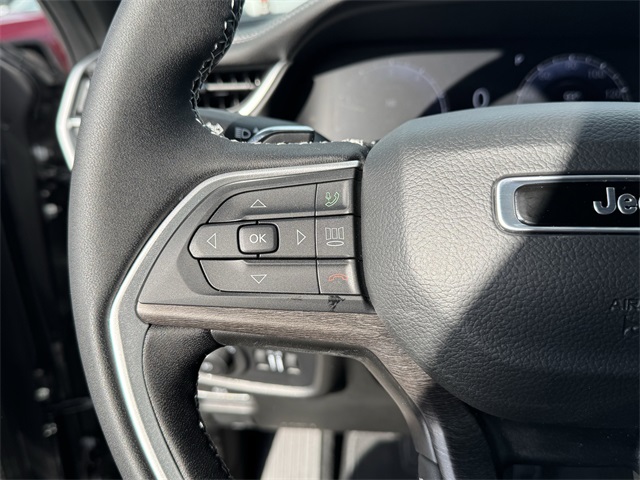 2025 Jeep Grand Cherokee L Limited - 11